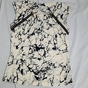 XS white and black Cleo t-shirt